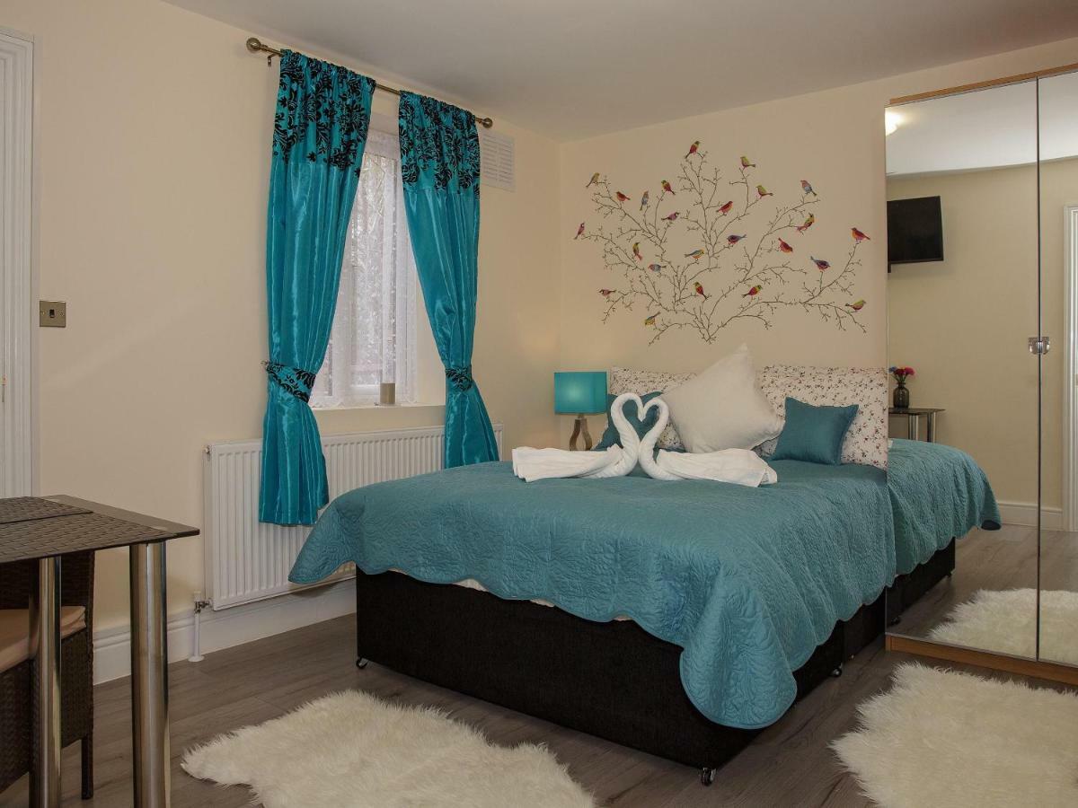 Gooseacre Rooms Harrow Eksteriør billede